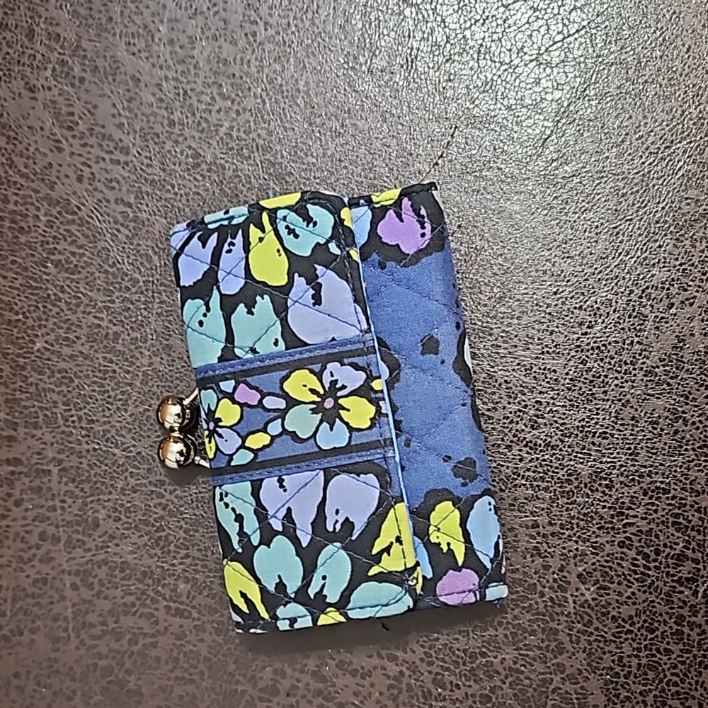 Vera Bradley wallet EUC